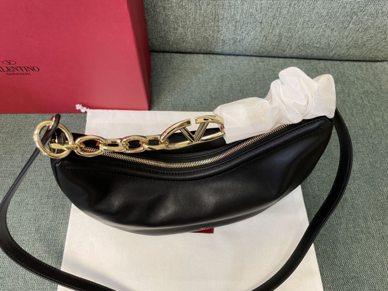 Va1e*ntin0 hobo bag